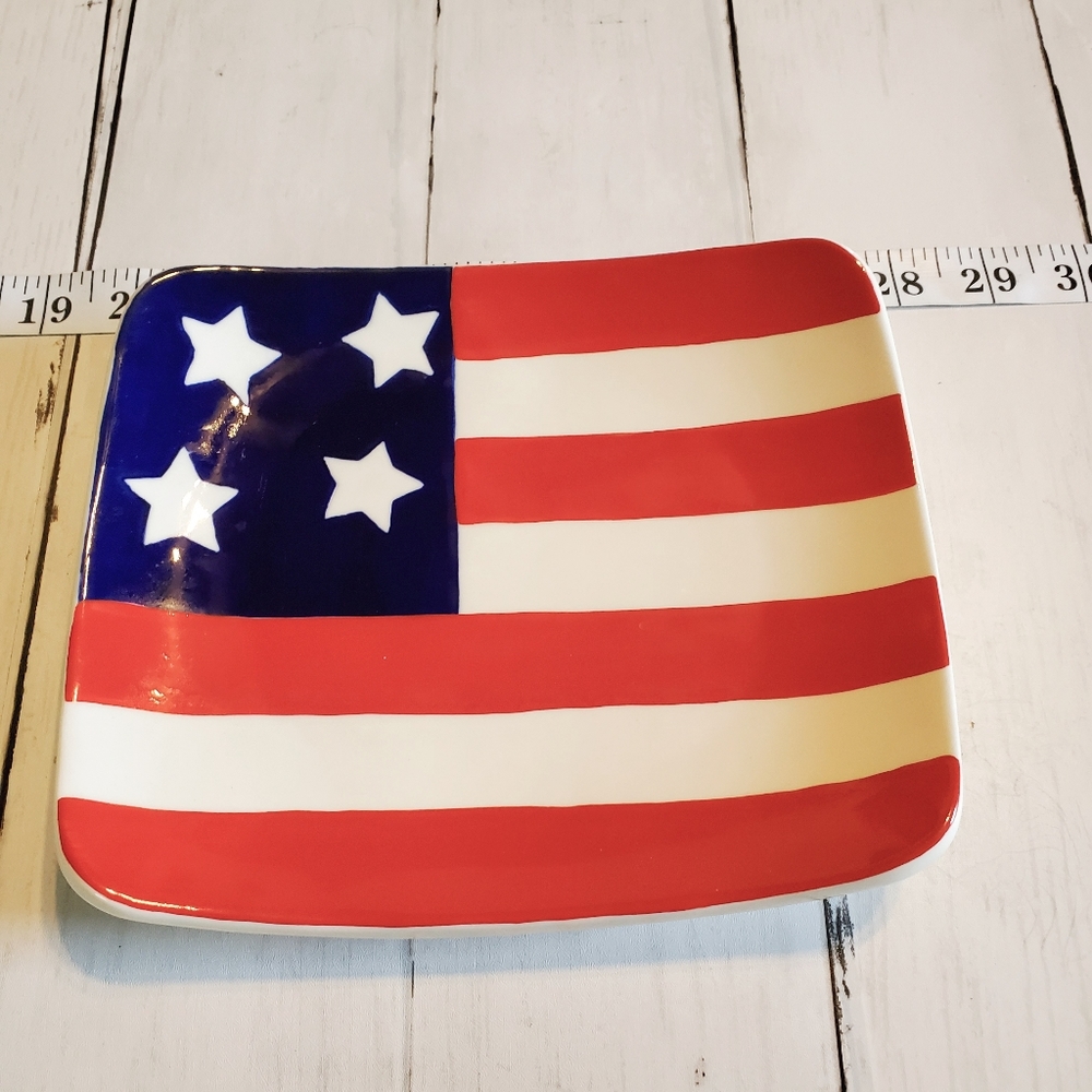 4/$25 Russ Hand Painted American Flag Dish